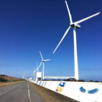 神栖市1000人画廊と風力発電の風車